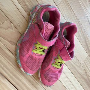 Girls Fila Sneakers, Velcro